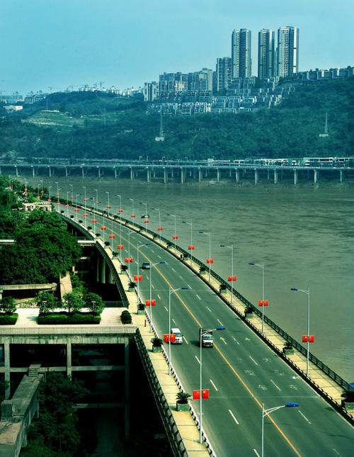 美丽的山城