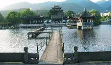 美妙的灵湖公园