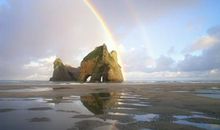 苦难的背面是阳光