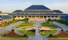 游湖北省博物馆