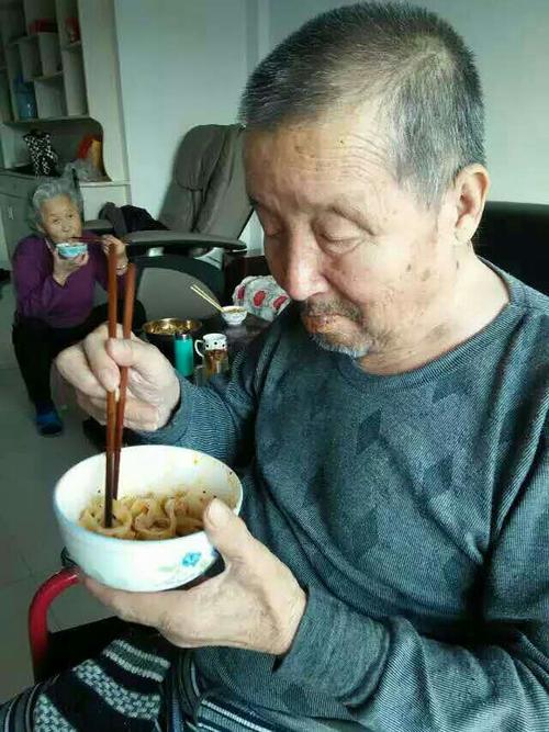 老王的旧生活的延续