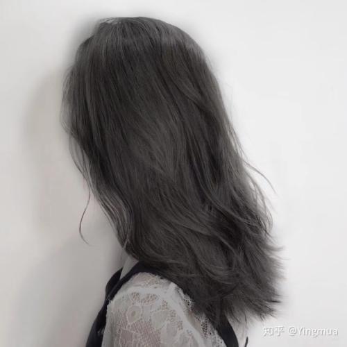 灰色，你不容易