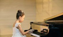 参加钢琴比赛