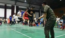 一波三折的跳长绳比赛