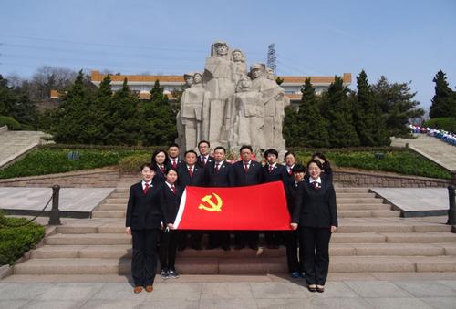 东台山烈士陵园扫墓