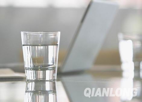 一杯温水