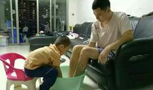 我为爸爸妈妈洗脚