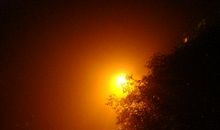 傍晚天还没有黑就淅淅沥沥地下起雨来续写