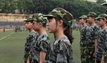 初一新生军训感悟