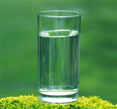 那杯温水