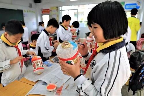 精彩的非物质遗产教室