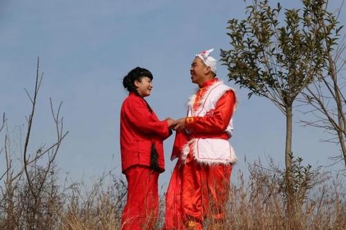 让梦想在艰辛中绽放