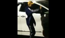 向深夜执灯的人鞠躬