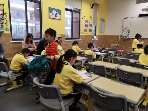 父母难忘的开放日