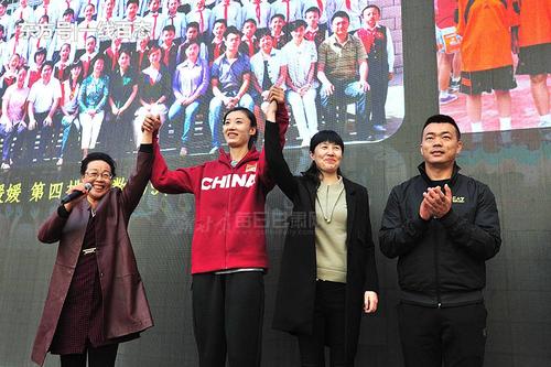 赞美他的母校
