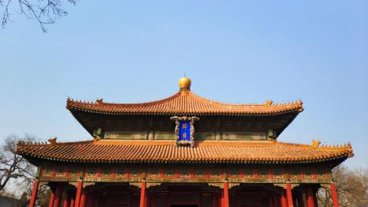 参观孔庙和帝国大学