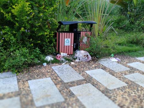 在社区中不文明