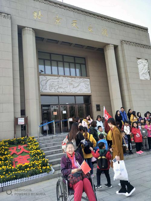 参观母亲的学校