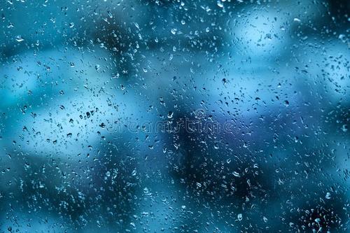 那雨很冷