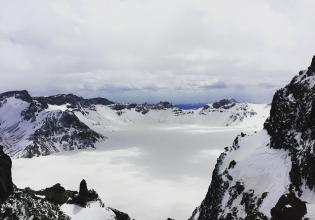 前往长白山