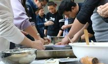 难忘的包饺子活动