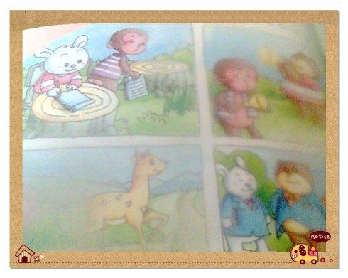半心半意的小猴子看书写字