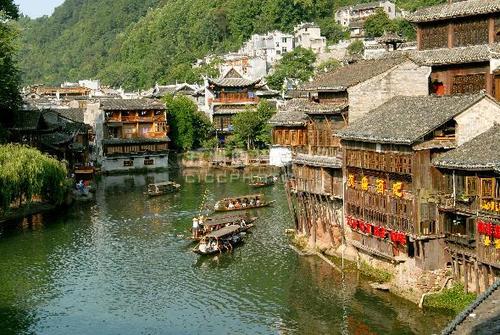 凤凰古城