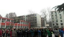 感恩，让爱你的的人为你自豪