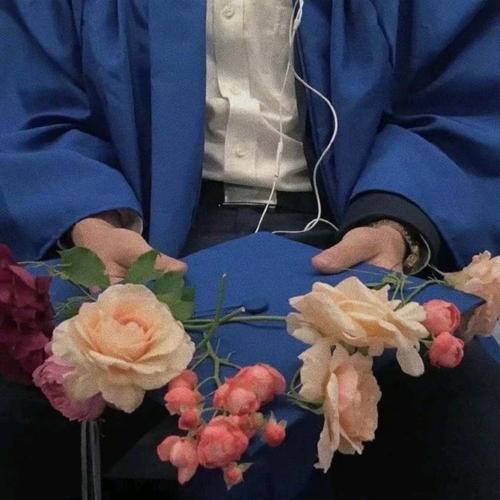 和我一起成长的那束花