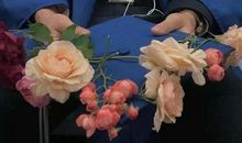 陪伴我成长的那束花