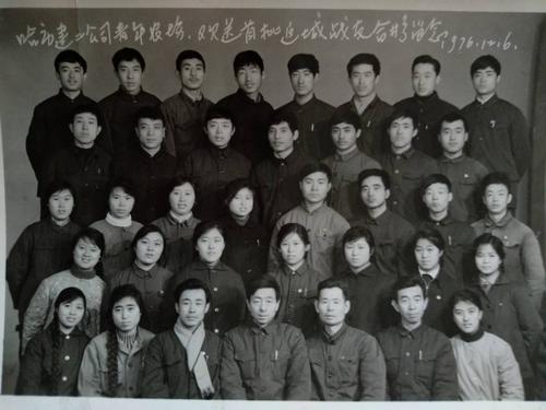 校园，人类成长背景色