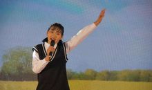 轻轻唱起那支歌