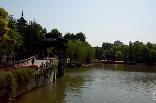 公园的四个季节