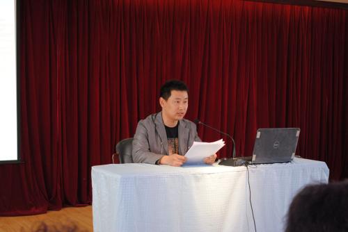 伴随法律，与法律相伴