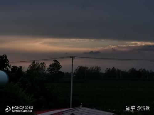 夕阳悄悄地唤醒我
