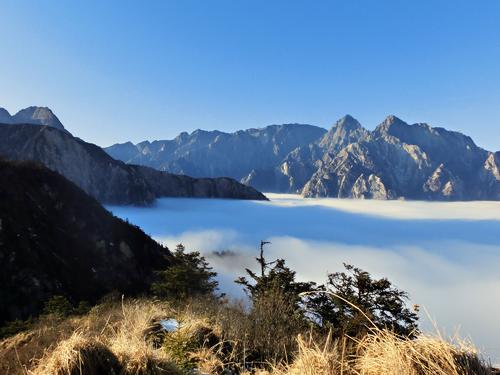 游览九峰山