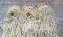 我给妈妈做面条