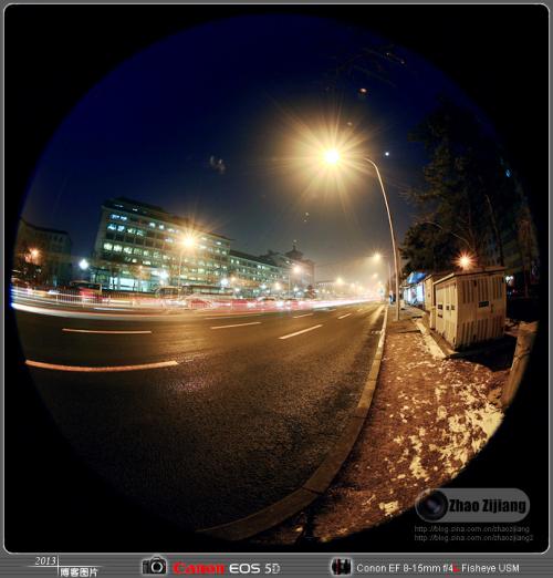 靠窗的夜晚