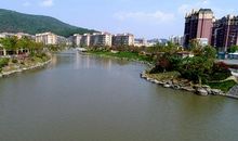 家乡的河变美了