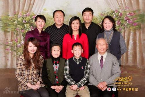 家庭春节联欢晚会