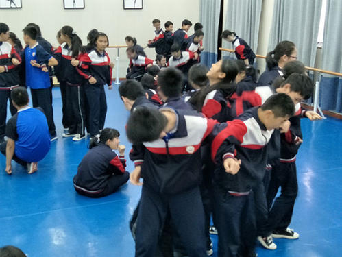 坐起来游戏