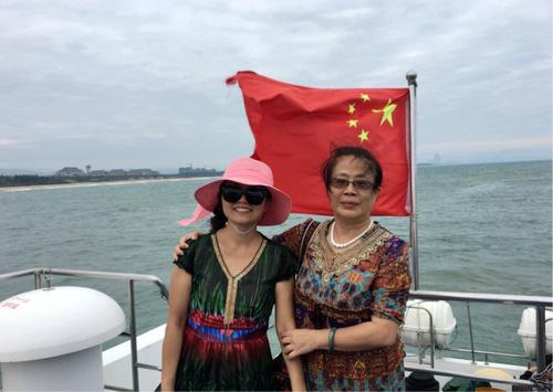 生于红色旗帜下美丽的新中国