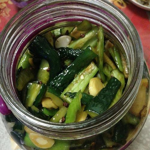 和妈妈一起腌的黄瓜