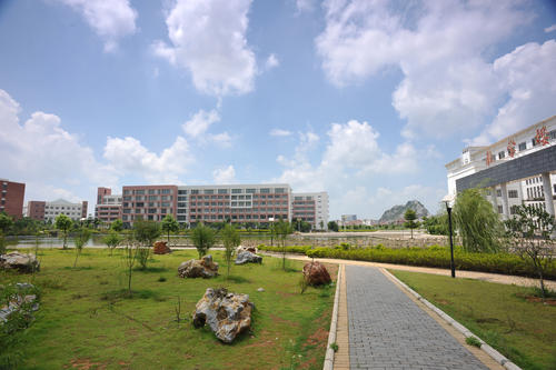 美丽的新校园