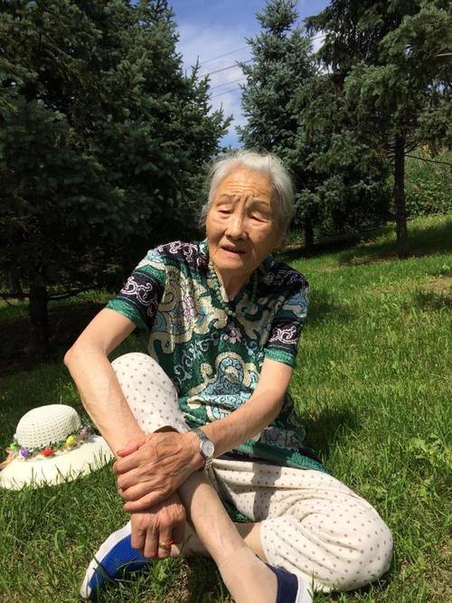 我平凡而又特殊的母亲