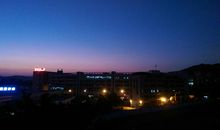 热闹的夜，寂静的夜