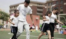 两人三足接力赛