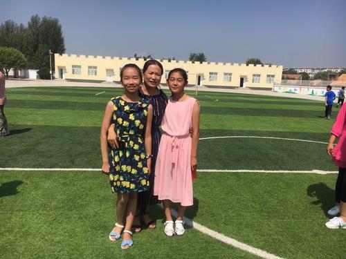 老师是第二位母亲