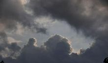 暴风雨来临前的“三幅素描”