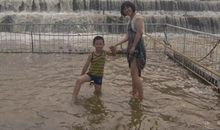 假日里我们去捉鱼